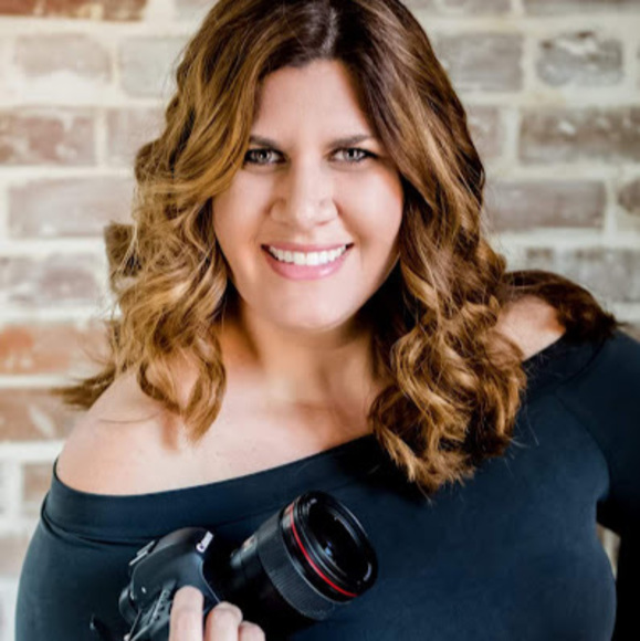 Meet your Posher, Ali - Picture 1 of 1